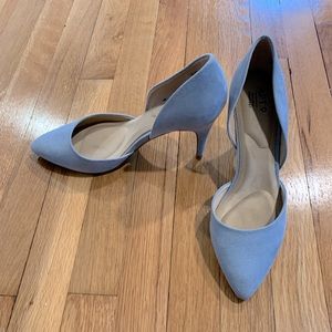 Blue heel